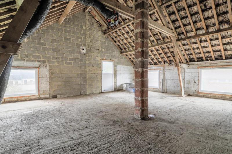 Maison - 337 m² - 5 pièces