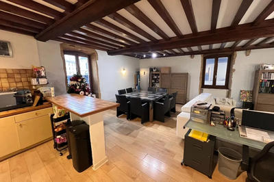 Maison - 264 m² - 7 pièces