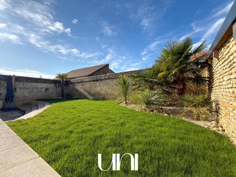 Maison - 180 m² - 5 pièces