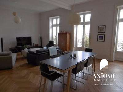 Appartement - 134 m² - 5 pièces