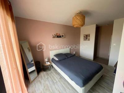 Maison traditionnelle - 104 m² - 5 pièces