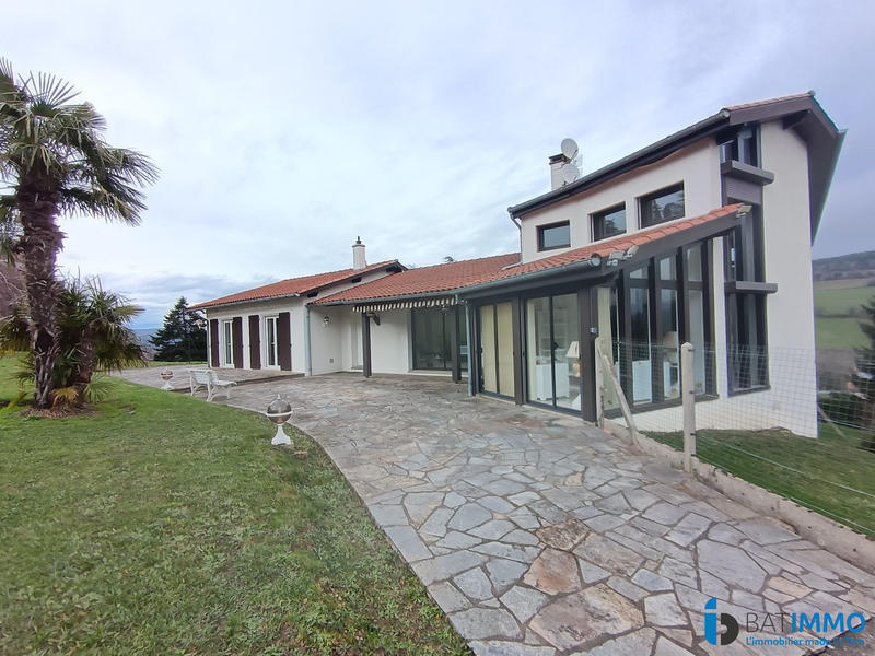 Villa - 180 m² - 6 pièces