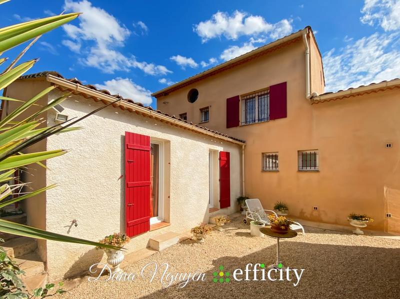Villa - 180 m² - 7 pièces