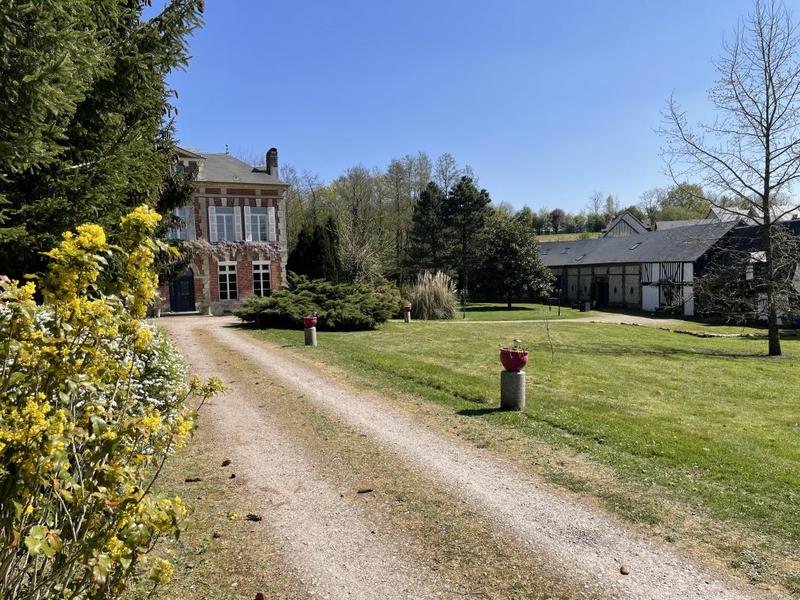 Propriété - 450 m² - 15 pièces