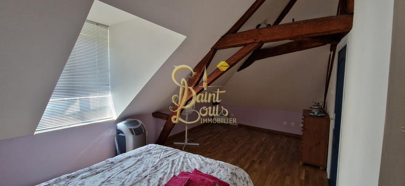 Maison - 300 m² - 8 pièces