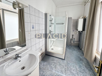 Immeuble - 6 pièces