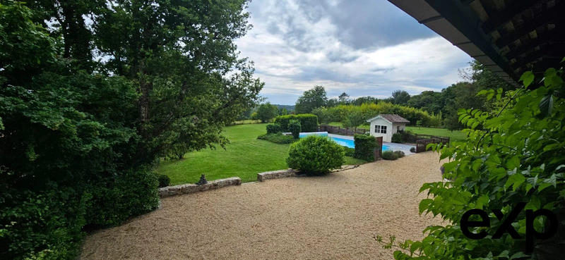 Maison - 105 m² - 4 pièces