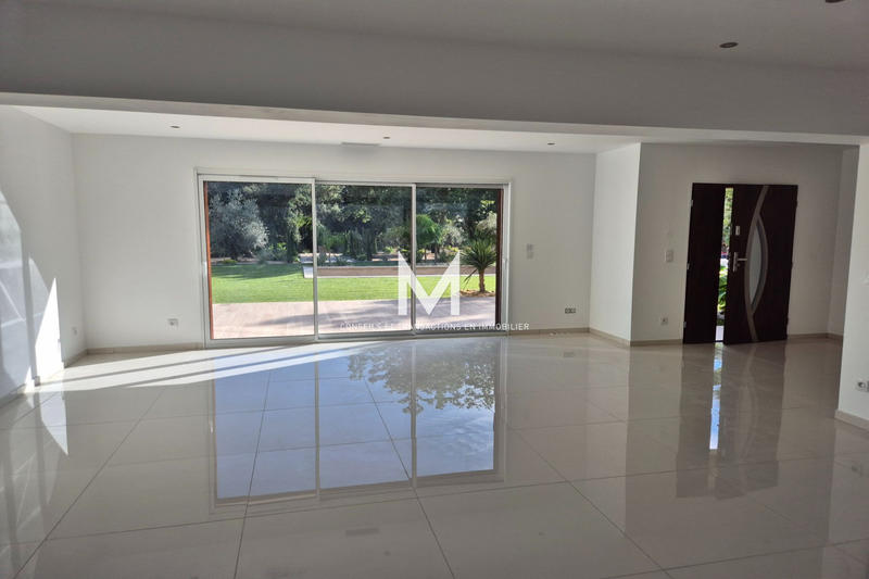 Maison - 190 m² - 6 pièces