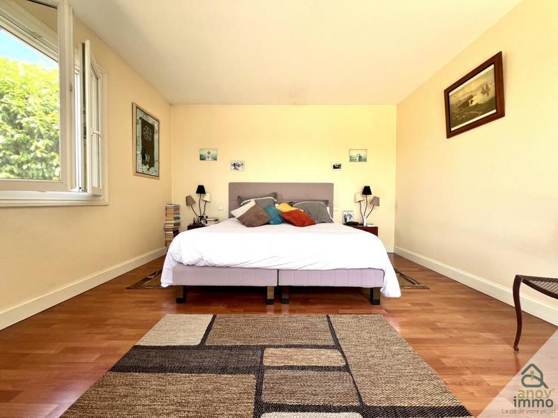 Villa - 240 m² - 7 pièces