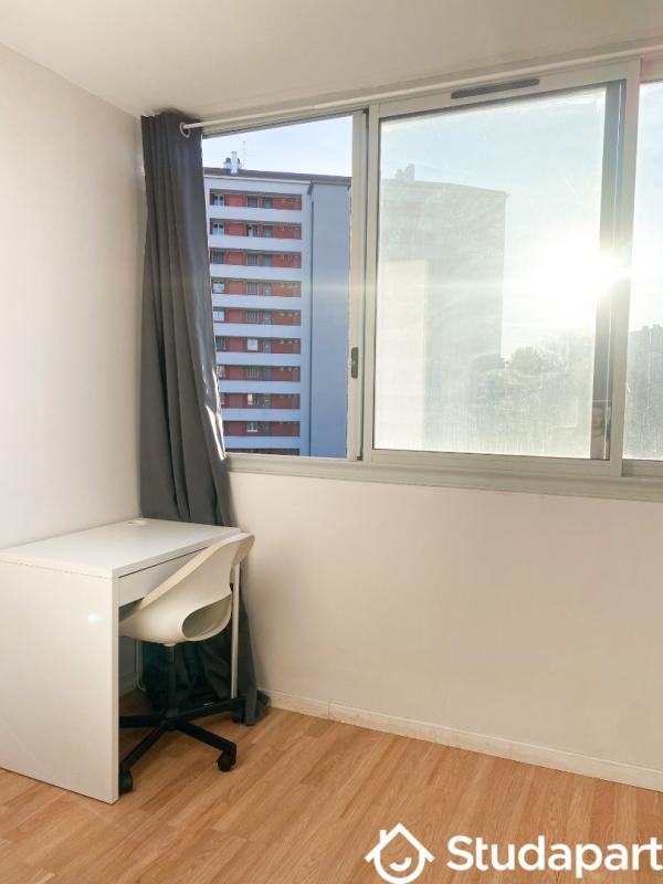 Chambre - 15 m² - 1 pièce