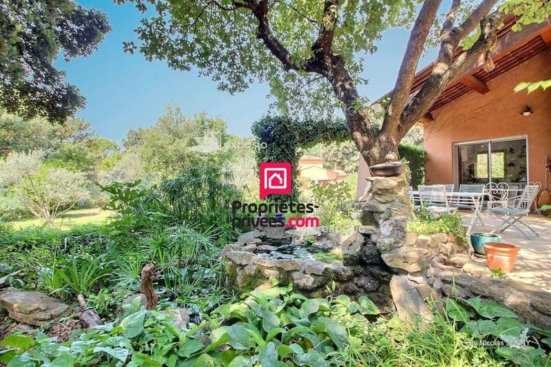 Maison - 227 m² - 6 pièces