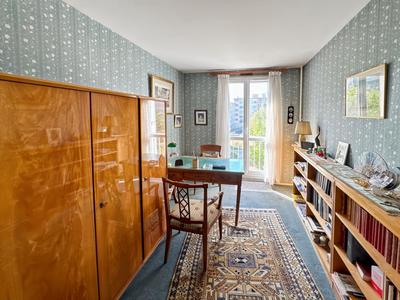 Appartement - 100 m² - 4 pièces