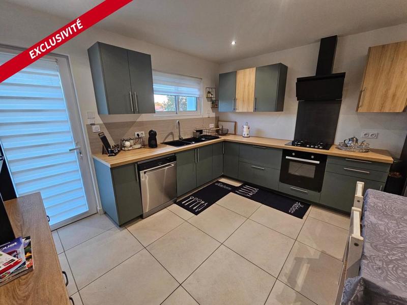 Maison traditionnelle - 105 m² - 5 pièces