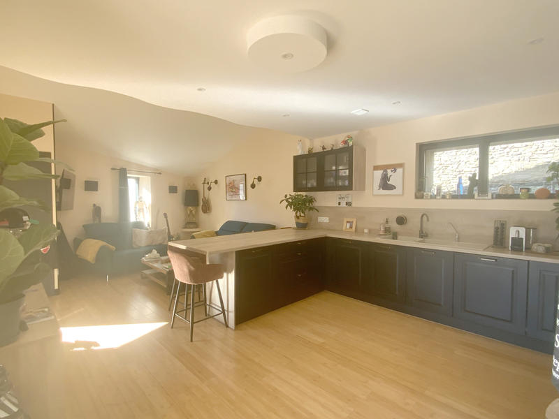 Maison - 300 m² - 7 pièces