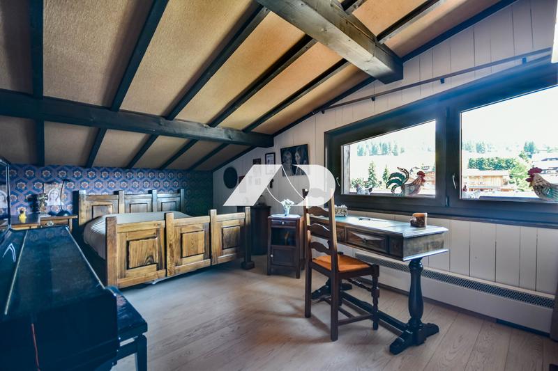 Appartement - 107 m² - 4 pièces