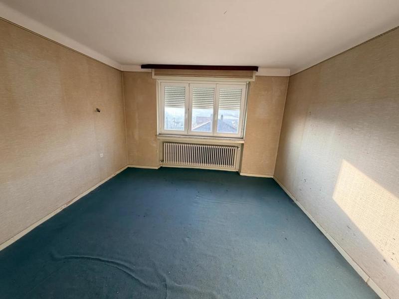 Maison - 230 m² - 8 pièces