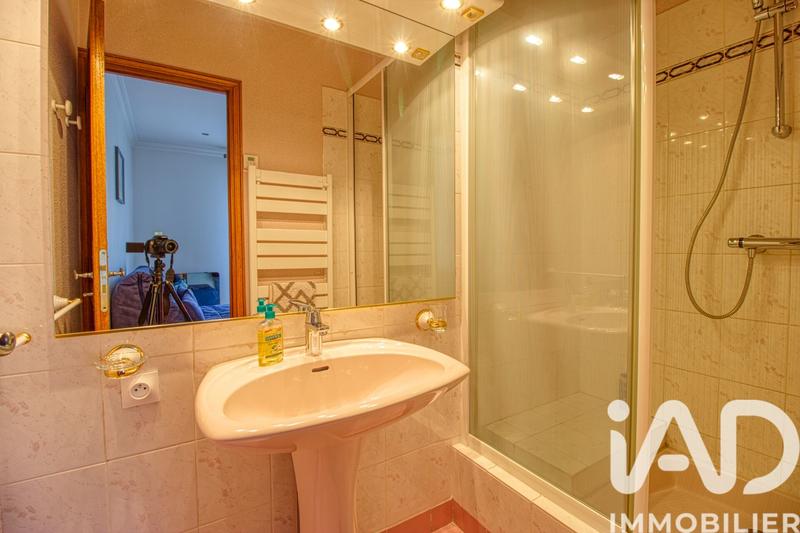 Maison - 166 m² - 7 pièces