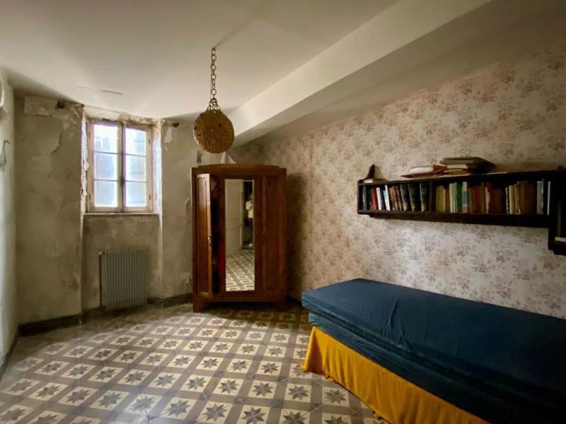 Maison ancienne - 203 m² - 6 pièces