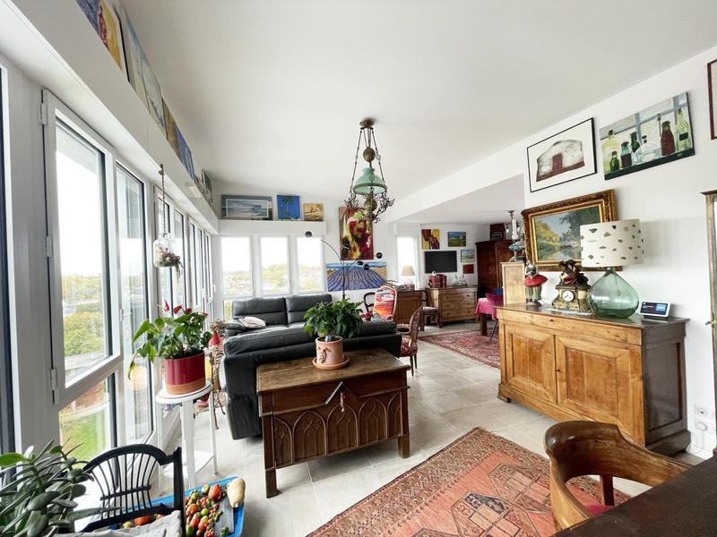 Appartement - 104 m² - 4 pièces