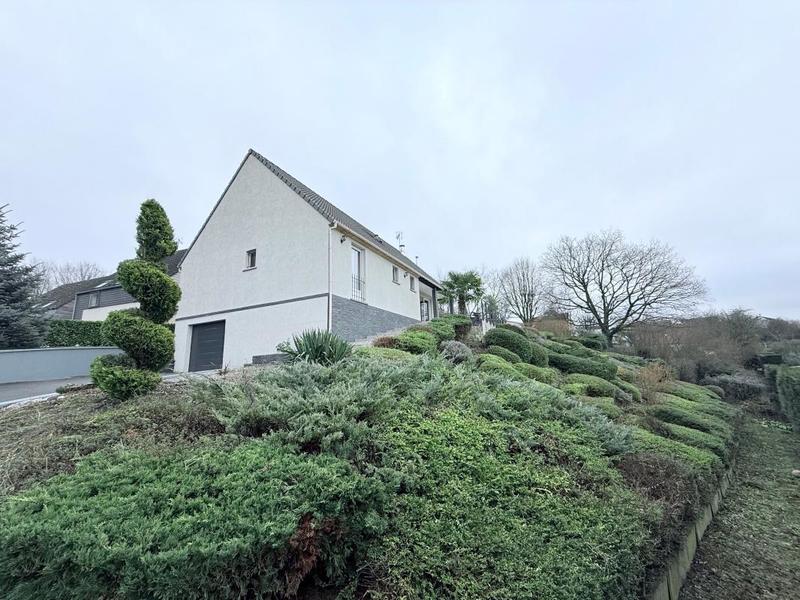 Maison - 105 m² - 4 pièces