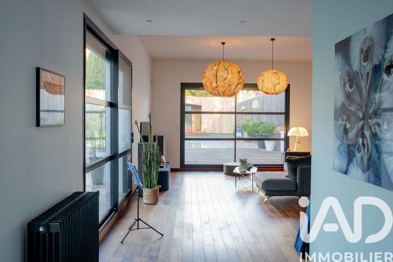 Maison de ville - 236 m² - 8 pièces