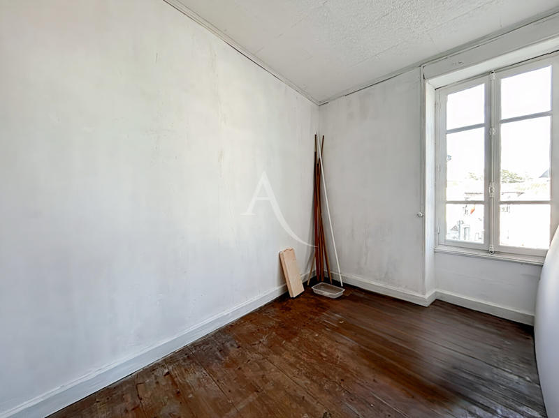 Maison - 181 m² - 6 pièces