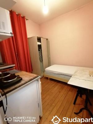 Chambre - 10 m² - 1 pièce