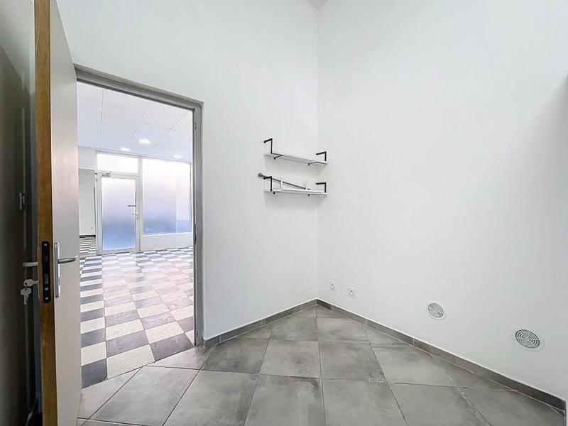 Local commercial - 57 m² - 2 pièces