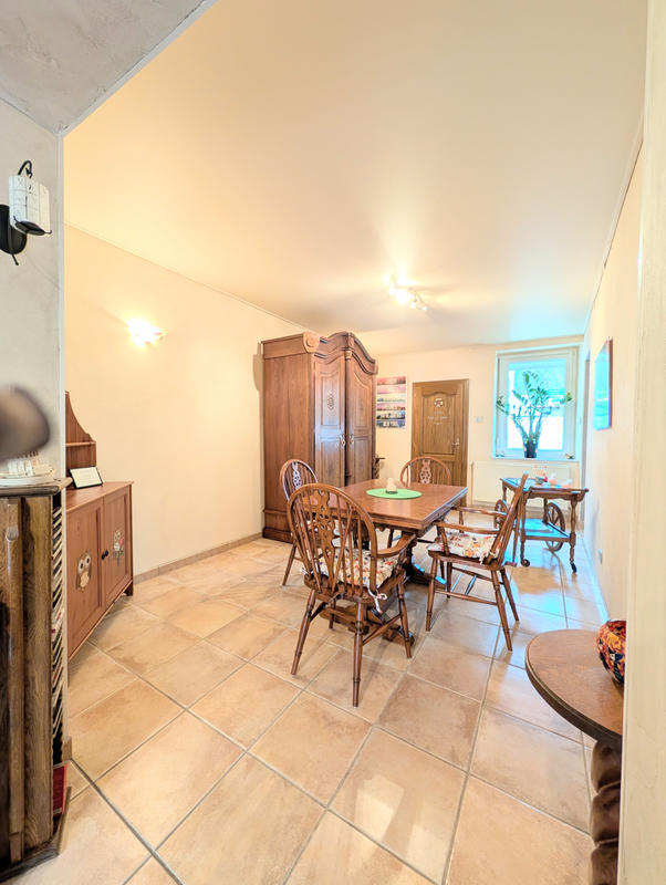 Maison - 180 m² - 6 pièces