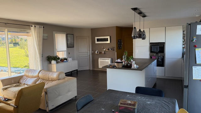 Maison - 125 m² - 5 pièces