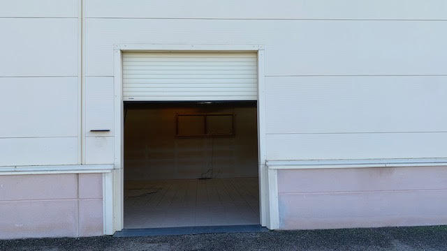 Local commercial - 472 m²