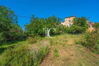 Maison en pierre - 130 m² - 6 pièces