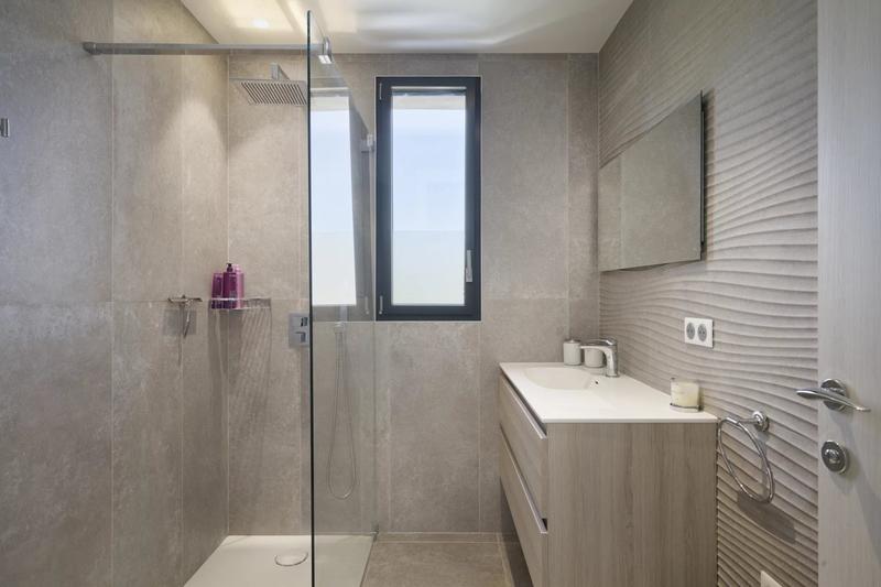 Maison - 540 m² - 12 pièces