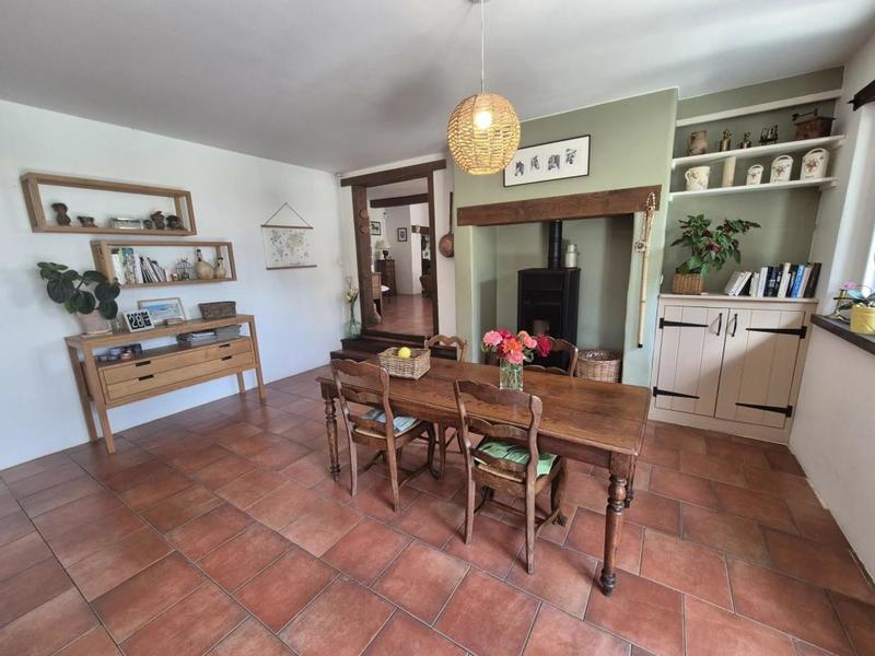 Maison - 292 m² - 8 pièces