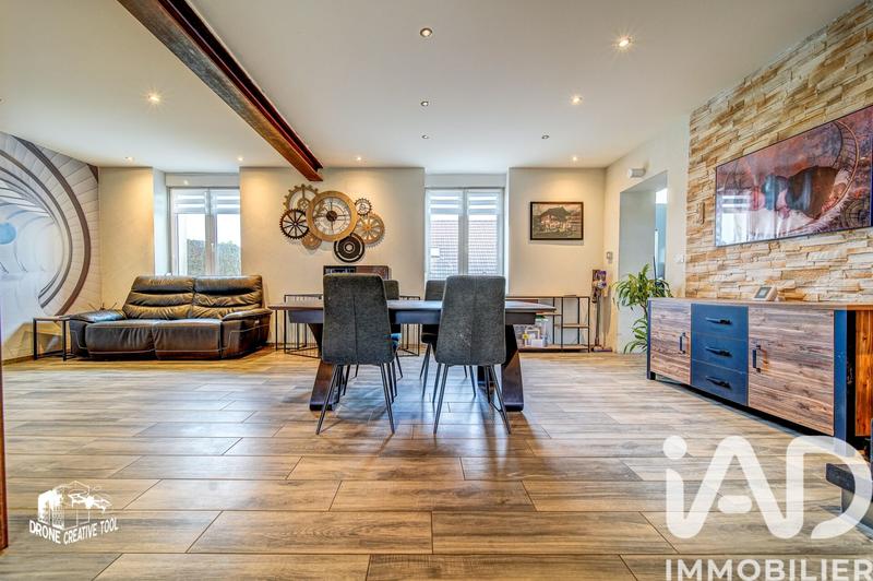 Maison - 95 m² - 5 pièces