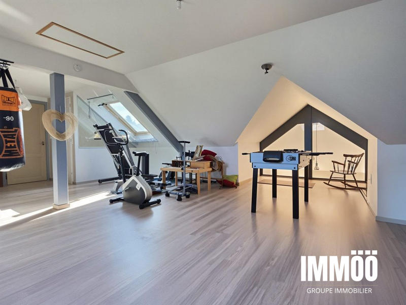 Maison - 193 m² - 7 pièces