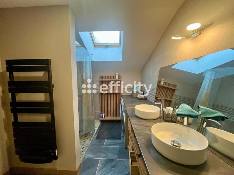 Maison - 141 m² - 4 pièces