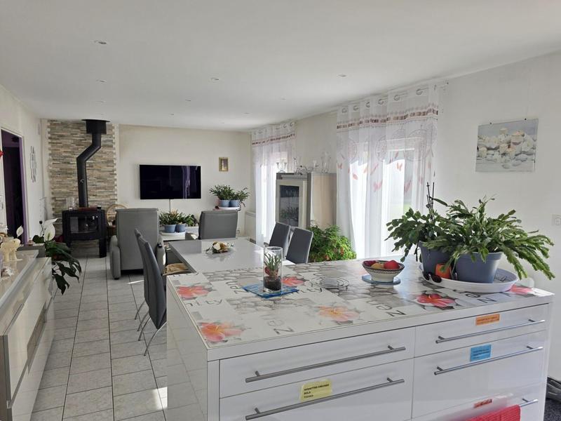 Maison - 100 m² - 4 pièces