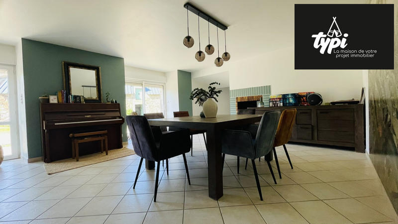 Maison - 159 m² - 6 pièces