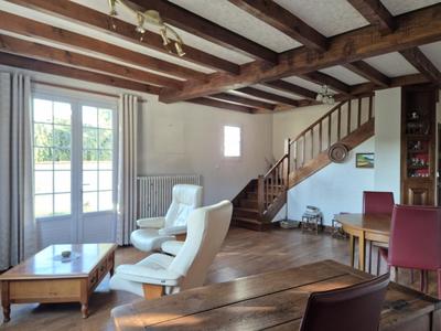 Maison - 147 m² - 7 pièces