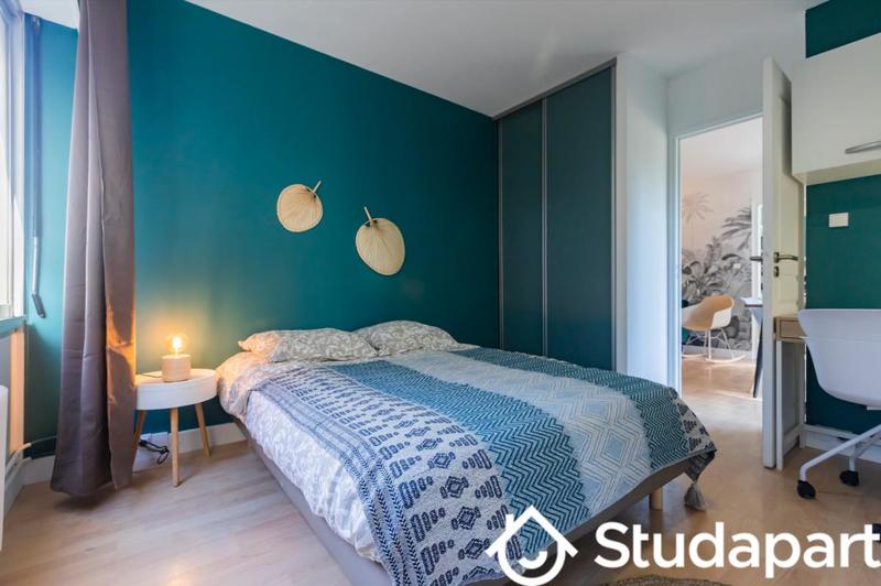 Chambre - 11 m² - 1 pièce