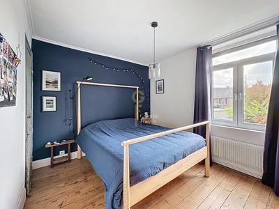 Maison - 170 m² - 8 pièces