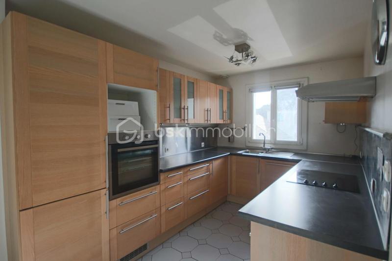 Maison - 85 m² - 5 pièces