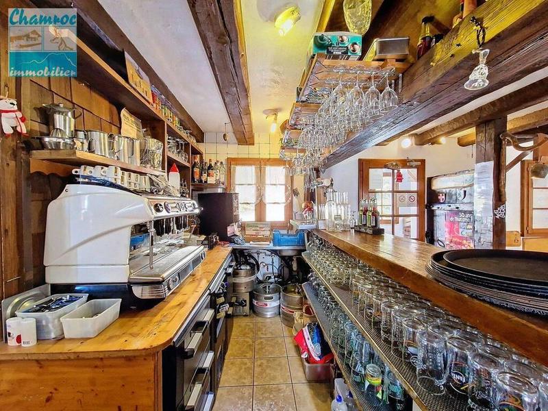 Local commercial - 100 m² - 3 pièces