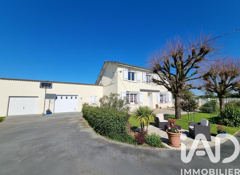Maison de village - 135 m² - 5 pièces