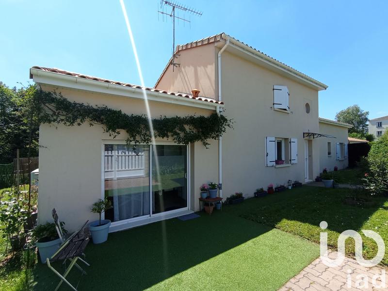 Maison - 171 m² - 7 pièces