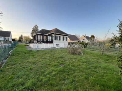 Maison - 98 m² - 4 pièces