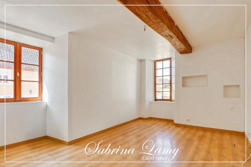 Maison - 210 m² - 7 pièces