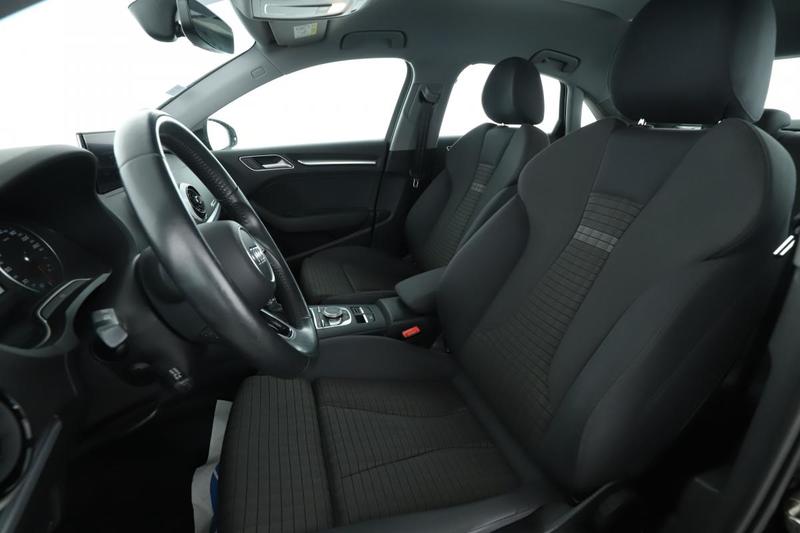 Audi A3 Berline 35 Tfsi Cod Sport s tronic 7 150 ch