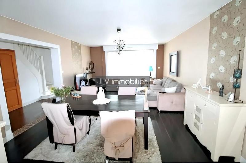 Maison - 125 m² - 5 pièces